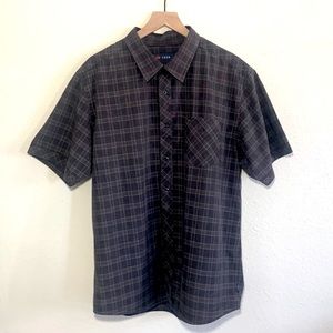 COVA Plaid Men’s Buttoned Down Collar Shirt size XL